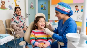 مراقبت همزمان از دندان شیری و دائمی: راهنمای طلایی والدین در سال 1405